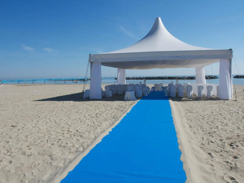 Gazebo in vista mare adriatico per nozze civili